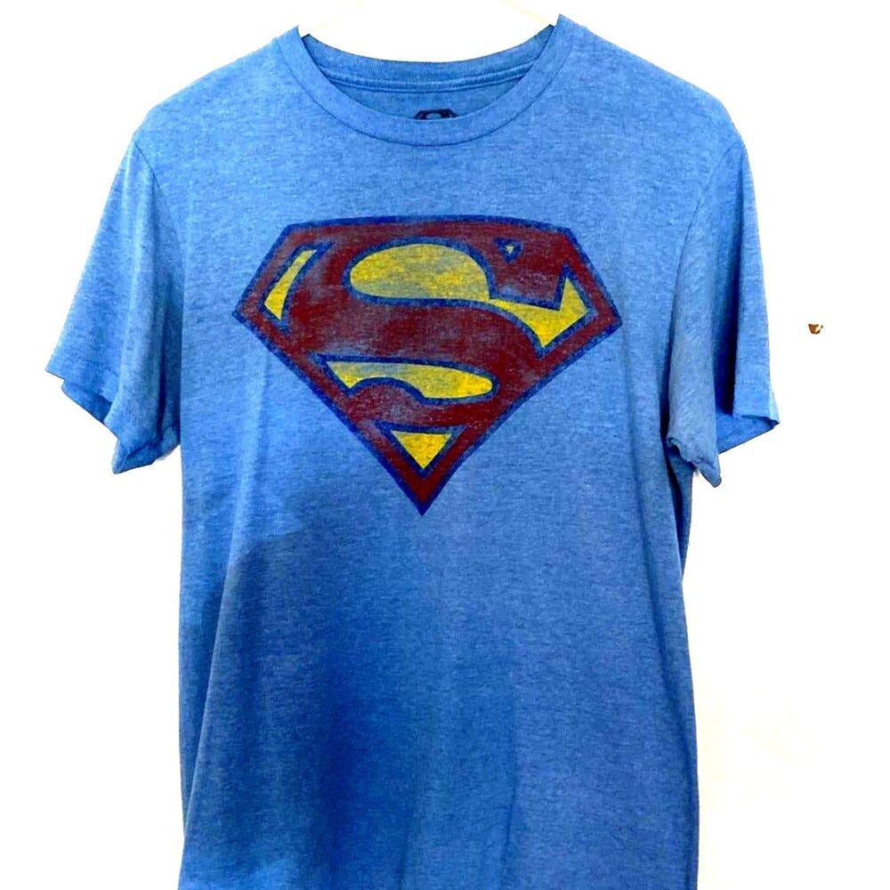 Superman Graphic Tee Shirt - MEN'S SMALL